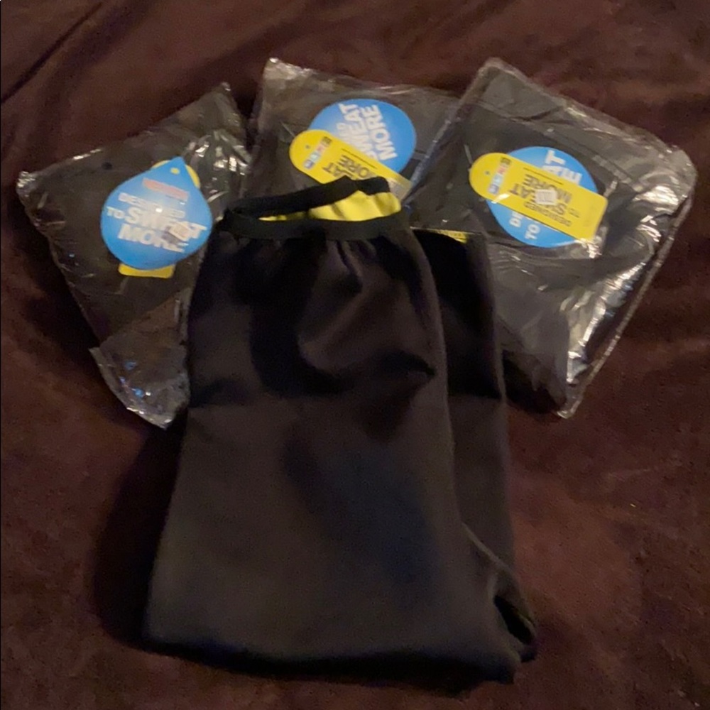 Exercise shorts